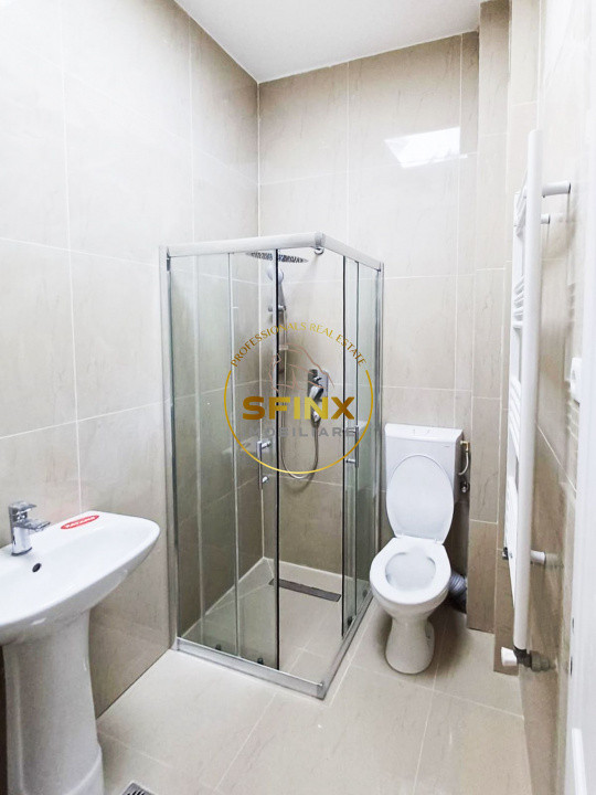 4 camere la casa, curte individuala