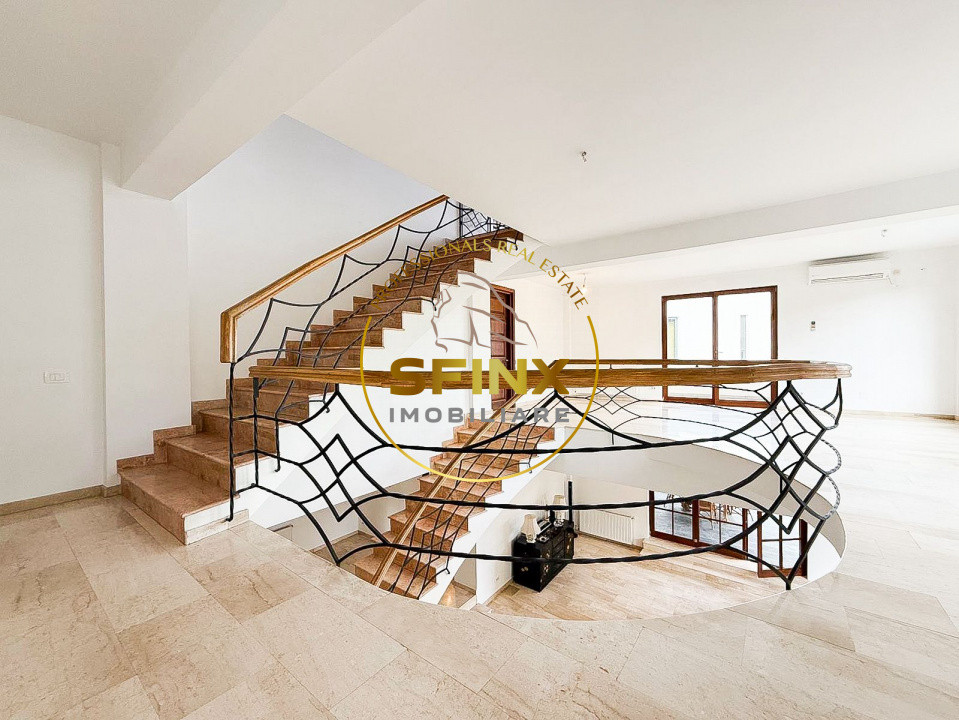 8 camere, Iancu Nicolae, 500 mp teren, 500 mp utili totali,piscina