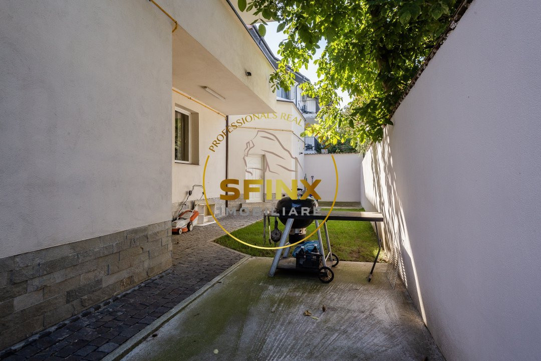 8 camere, Iancu Nicolae, 500 mp teren, 500 mp utili totali,piscina