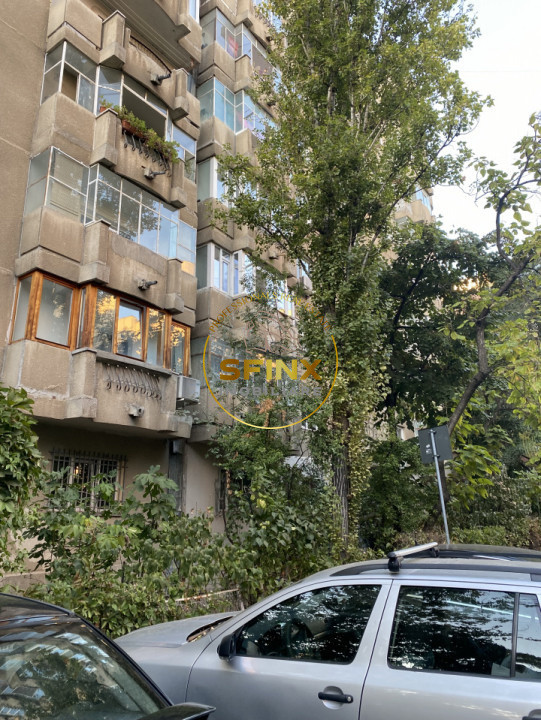 Apartament decomandat 3 camere - 13 Septembrie