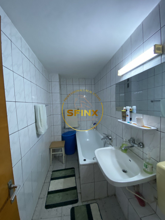 Apartament decomandat 3 camere - 13 Septembrie