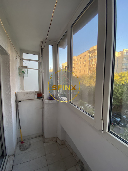Apartament decomandat 3 camere - 13 Septembrie