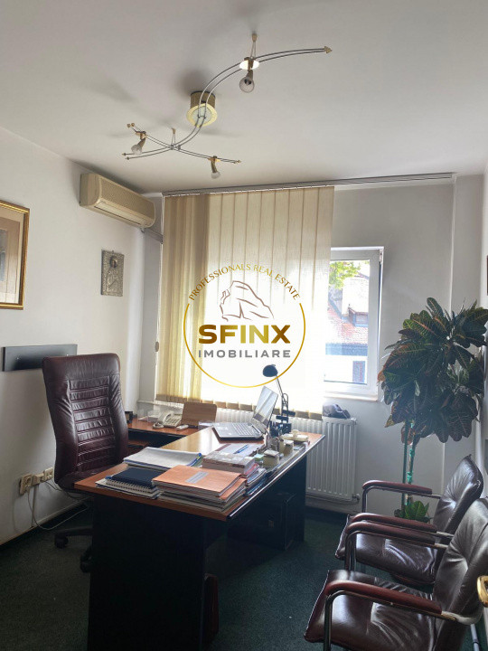 Apartament 4 camere - Calea Moșilor