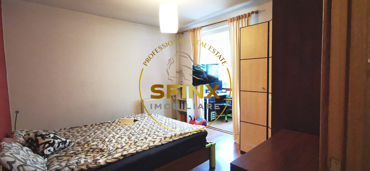 2 camere Titan Minis etaj 3/4 metrou amenajat