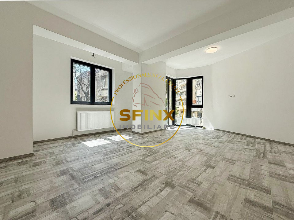 Vanzare bloc NOU P+3E, spatiu comercial parter,Piata Unirii, investitie