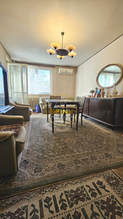 3 camere Titan Piata Minis  etaj 2/4