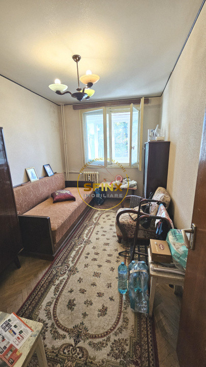 3 camere Titan Piata Minis  etaj 2/4