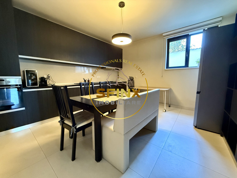 Casa 3 camere moderna - curte proprie - metrou Apărătorii Patriei