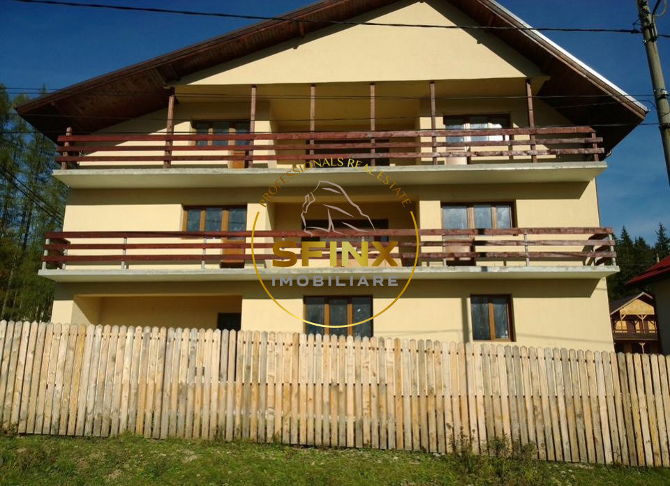 Vila 14 camere la Cheia, Prahova – IDEALĂ PENTRU PENSIUNE, RETREAT SAU REȘEDINȚA