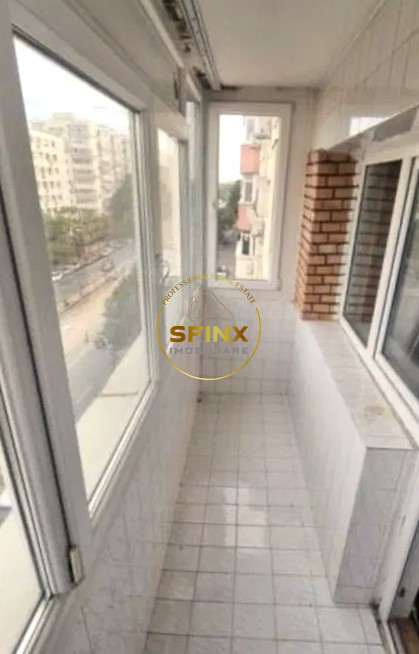 Apartament 4 camere Bld Basarabiei- Chisinau