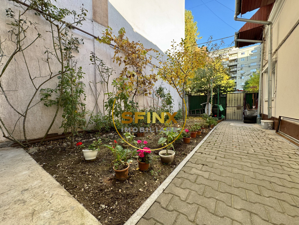 Vilă P+M 168 mp utili ideală pentru clinica sau birouri, metrou