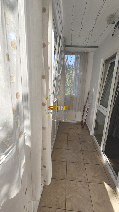 2 camere Titan Minis Costin Georgian metrou parc 