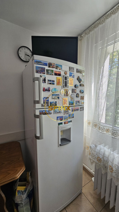 2 camere Titan Minis Costin Georgian metrou parc 