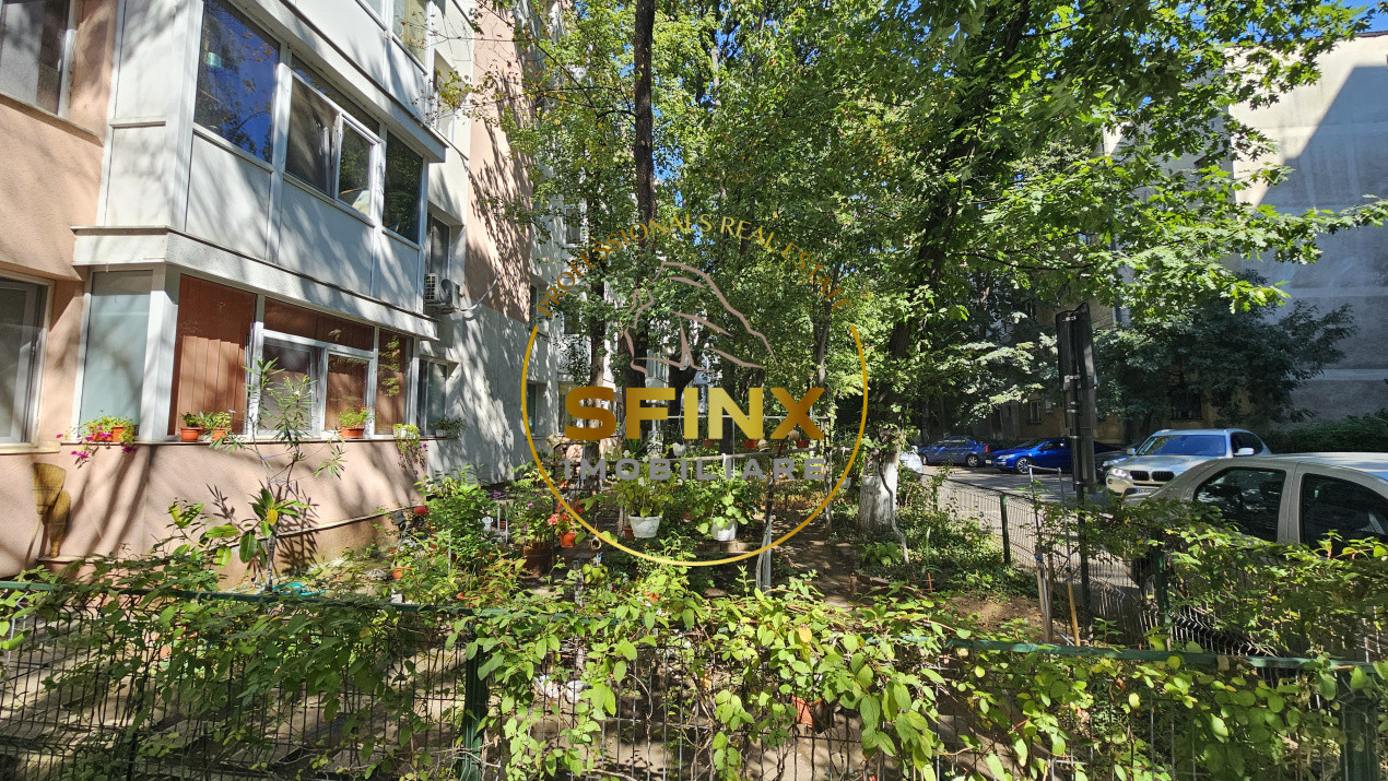 2 camere Titan Minis Costin Georgian metrou parc 