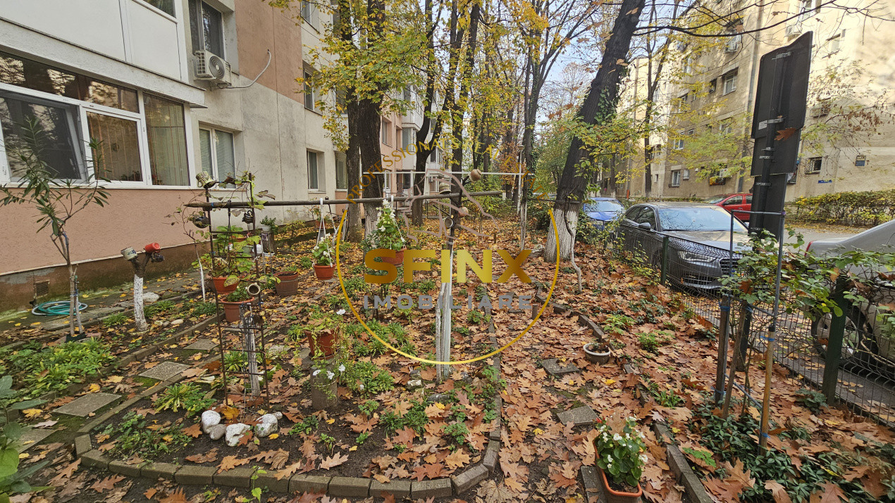 2 camere Titan Minis Costin Georgian metrou parc 