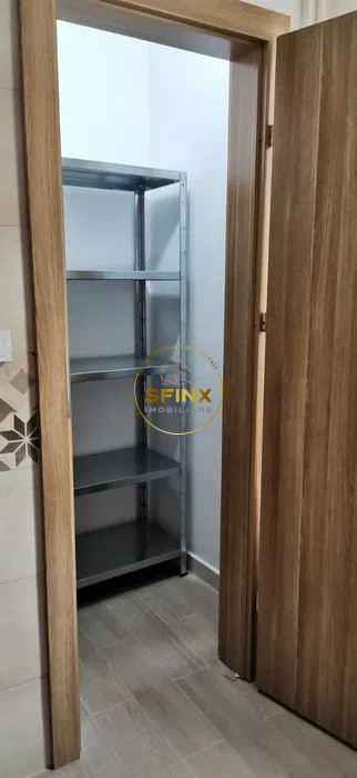 3 camere Titan Minis metrou Costin Georgian etajul 3/4 renovat
