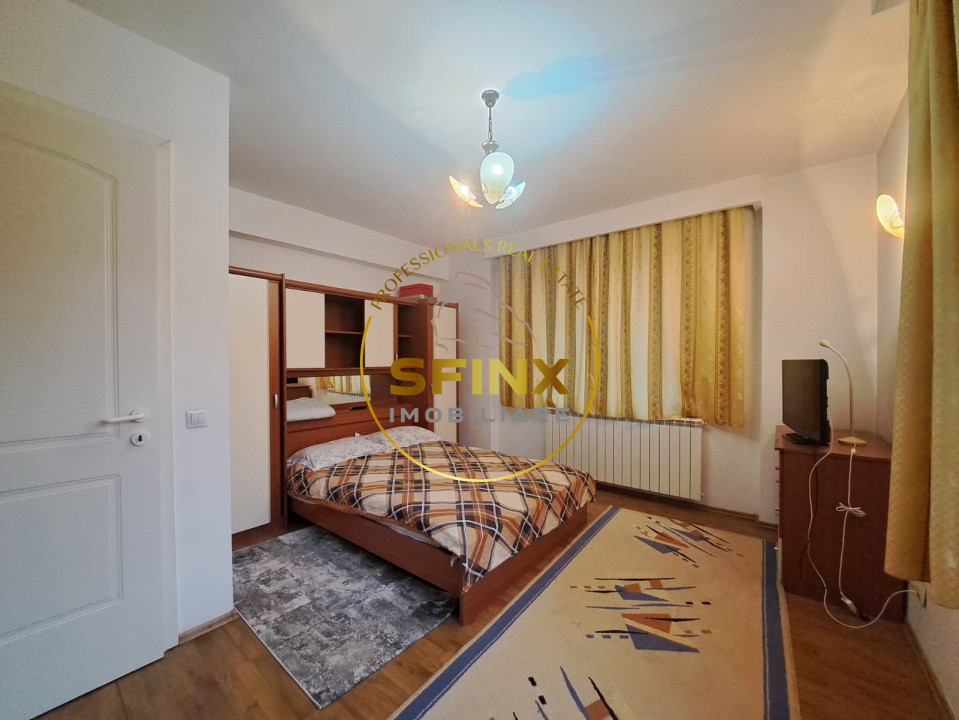 Casa 7 camere - singur curte - Regie