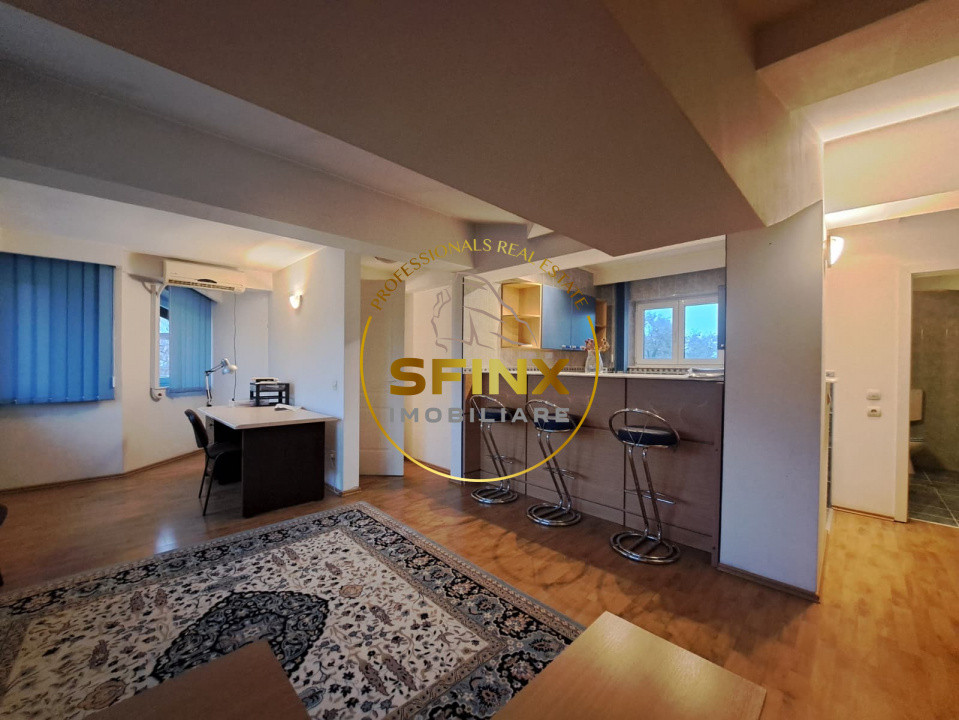 Casa 7 camere - singur curte - Regie