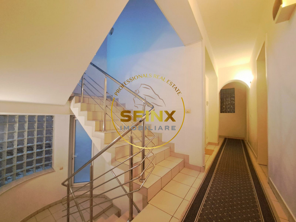 Casa 7 camere - singur curte - Regie