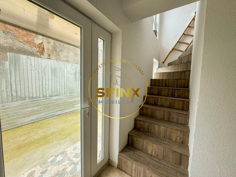 Casa curte proprie Petricani Tei