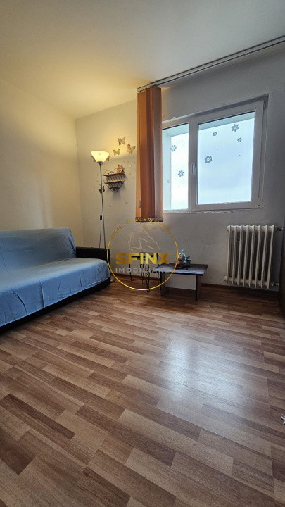 2 camere Titan  1 Decembrie 1918 metrou