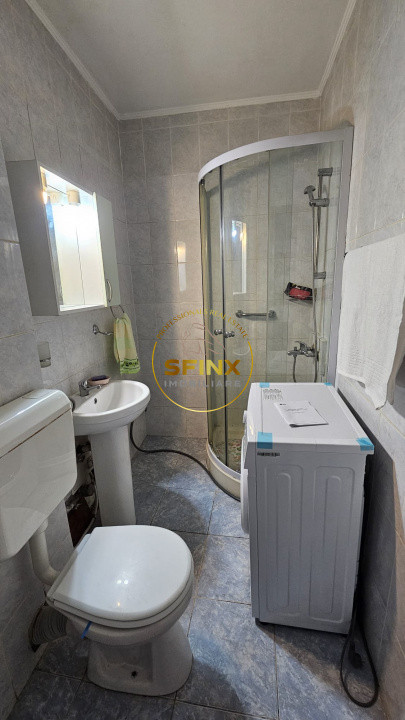 2 camere Titan  1 Decembrie 1918 metrou