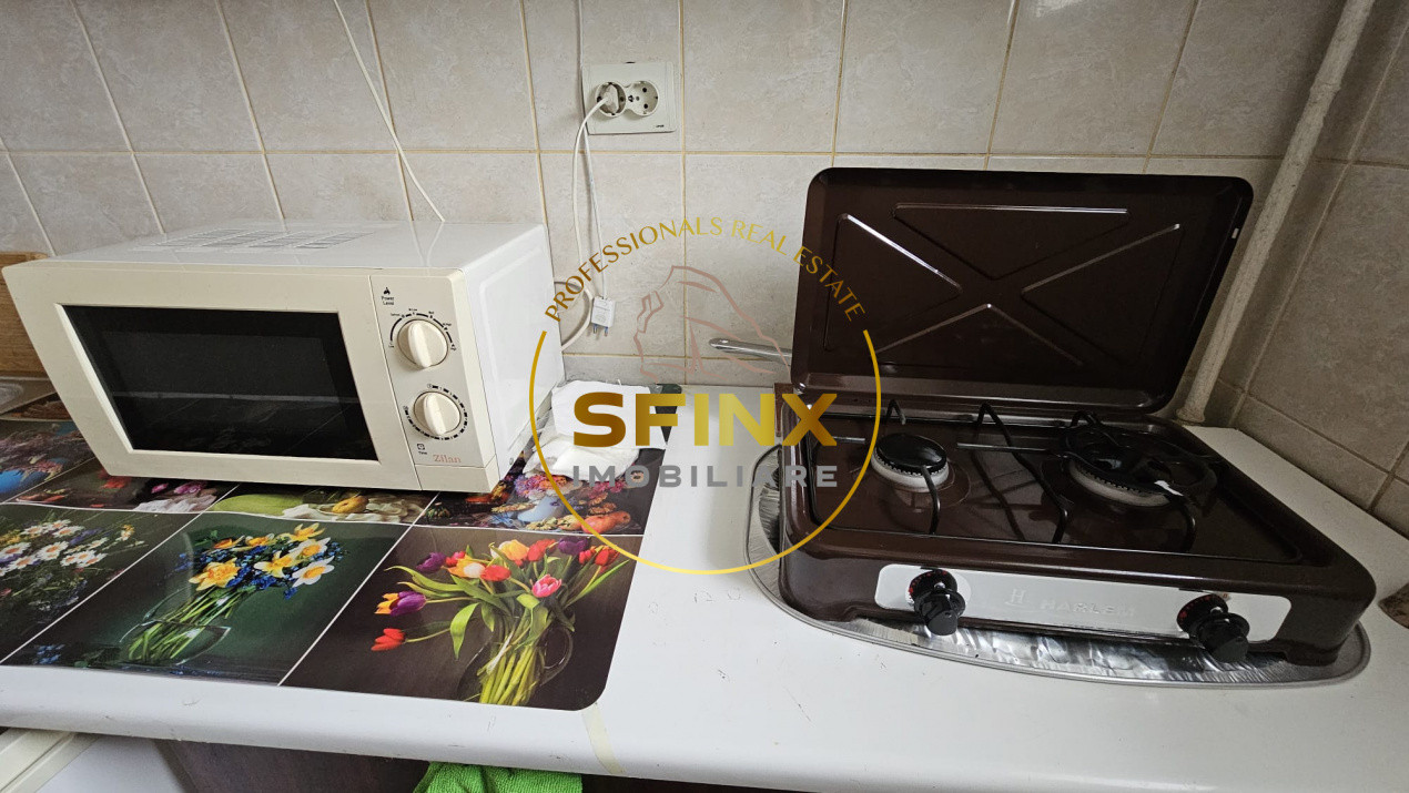 2 camere Titan  1 Decembrie 1918 metrou