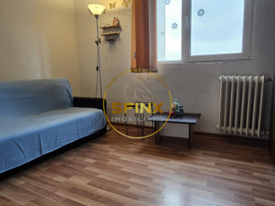 2 camere Titan  1 Decembrie 1918 metrou