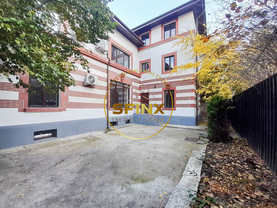 18 camere - vila de inchiriat in Piata Victoriei linga Spitalul Sanador