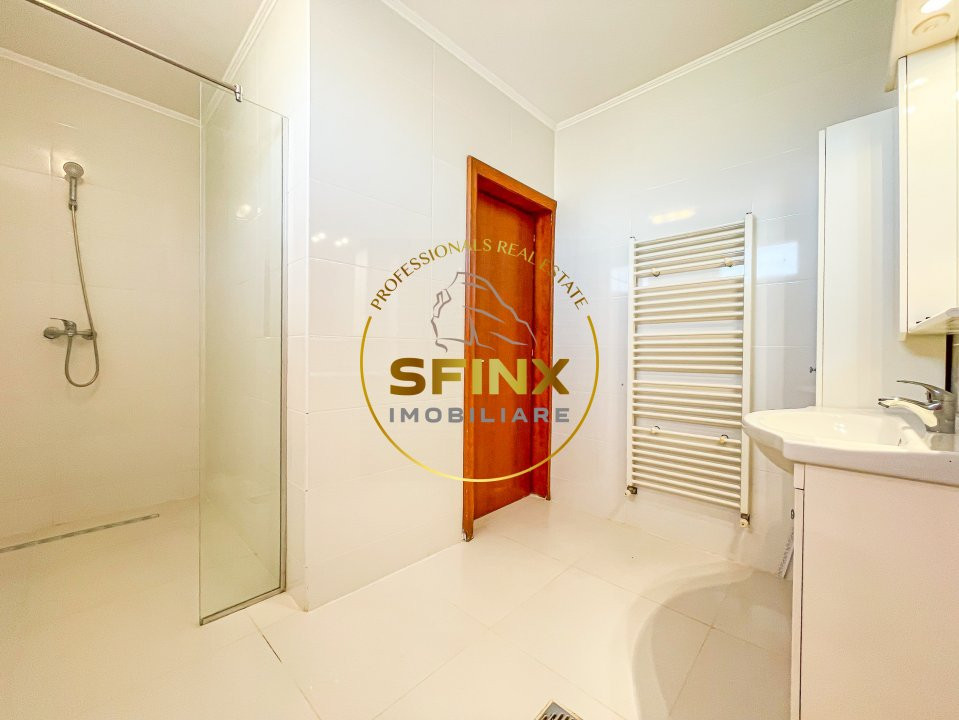 Vila cu piscina 420 mp construiti, teren 828 mp Domnesti, comision 0