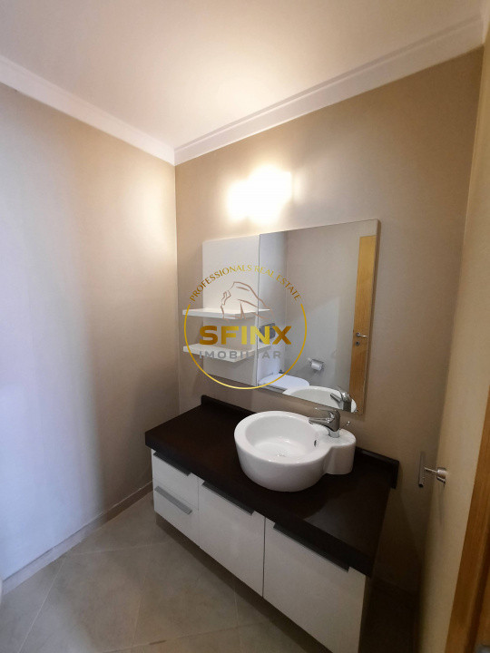 Emerald Residence, vedere lac, 4 camere, pet friendly, 2 locuri parcare, boxa