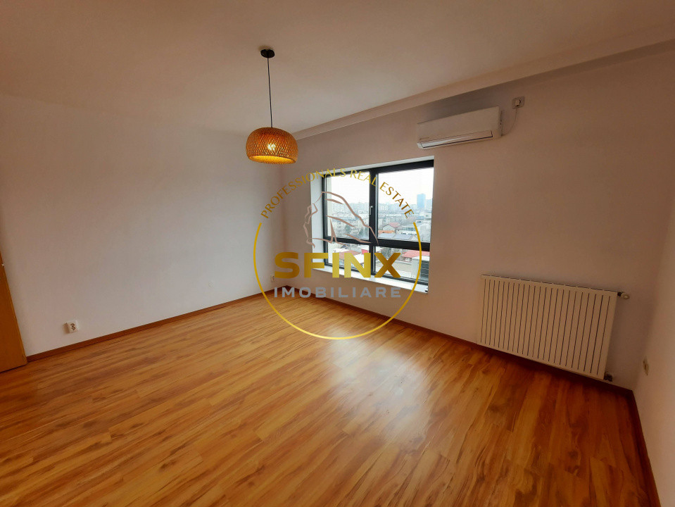 Emerald Residence, vedere lac, 4 camere, pet friendly, 2 locuri parcare, boxa