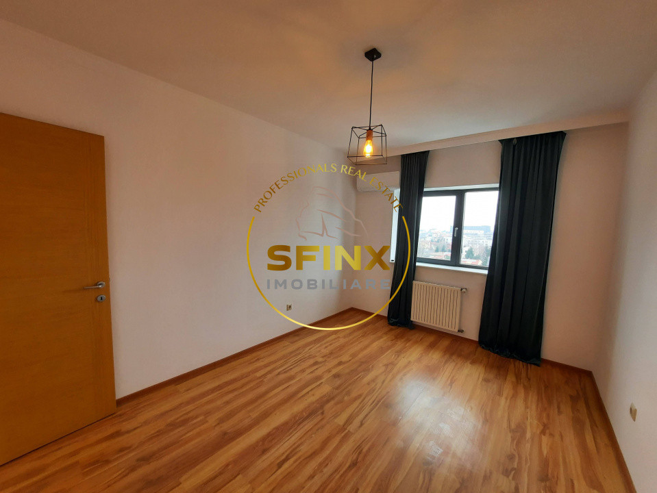 Emerald Residence, vedere lac, 4 camere, pet friendly, 2 locuri parcare, boxa