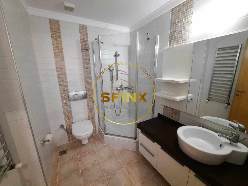 Emerald Residence, vedere lac, 4 camere, pet friendly, 2 locuri parcare, boxa