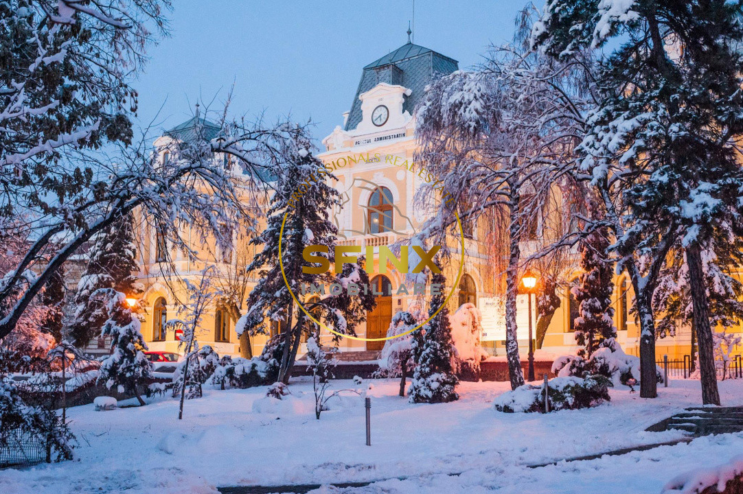 Slatina, central, imobil P+2 pt clinica, birou, banca, show room, sala sport