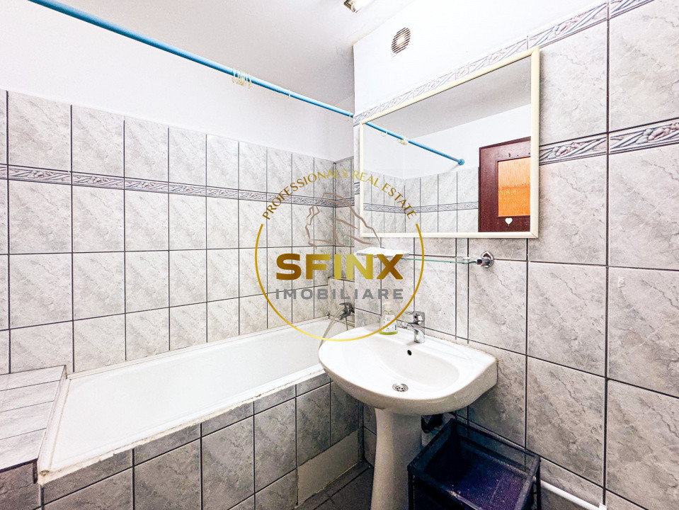 Piata Romana - Metrou - 3 camere - nemobilat