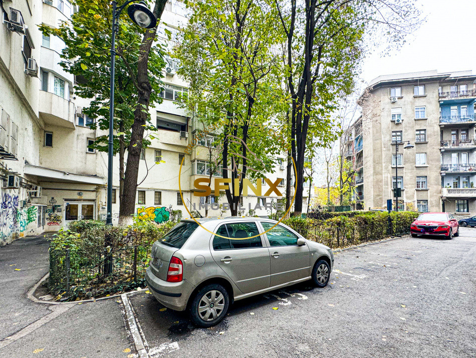 Piata Romana - Metrou - 3 camere - nemobilat