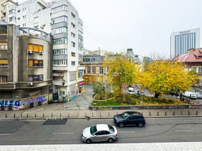 Piata Romana - Metrou - 3 camere - nemobilat