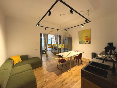 Studio boem open space Romana Ambasada Angliei