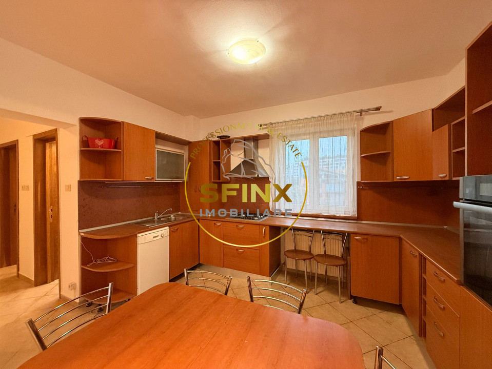 4 camere, Aviatiei, loc de parcare, 115 mp, vila