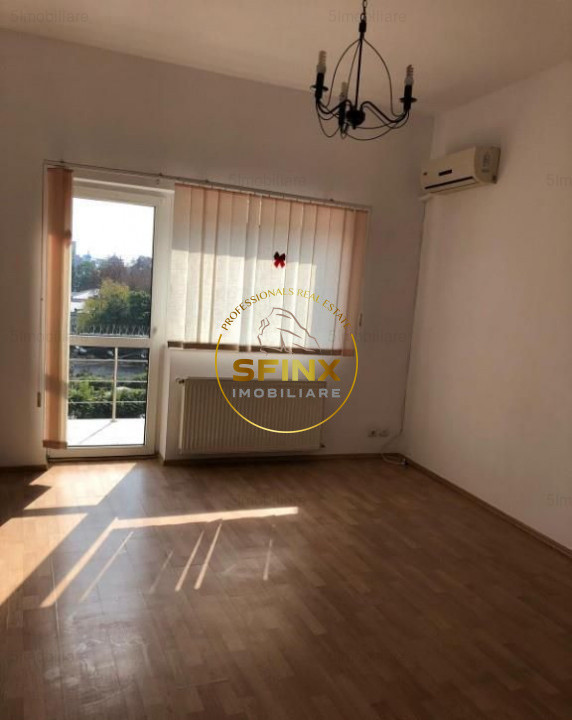 6 camere, Univeristate, duplex, ideal activitate birou