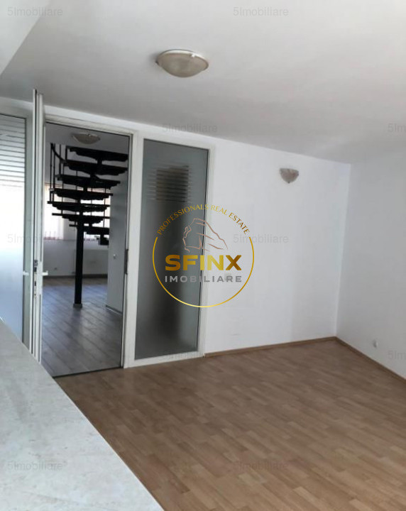 6 camere, Univeristate, duplex, ideal activitate birou