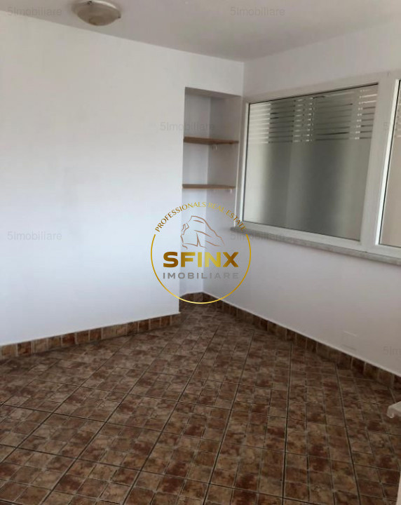 6 camere, Univeristate, duplex, ideal activitate birou