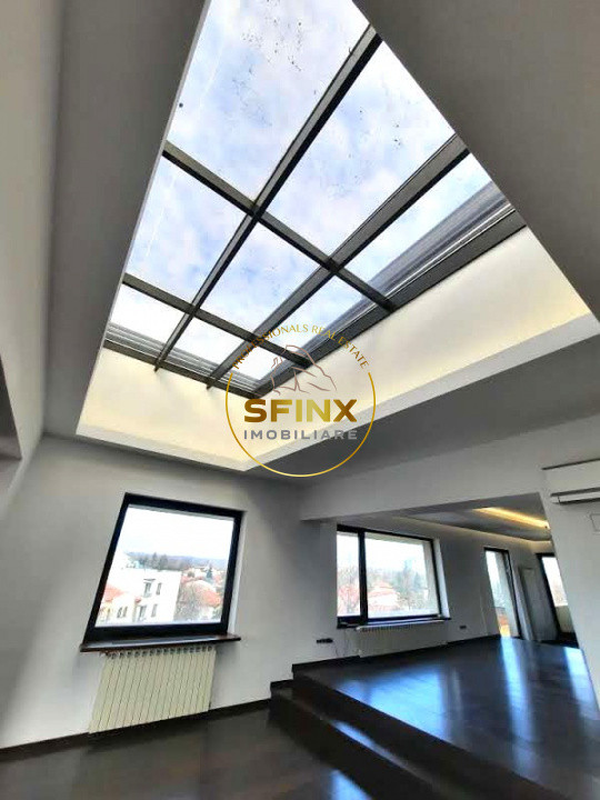 Primaverii, full of light, 255sqm duplex, large terraces, panoramic views