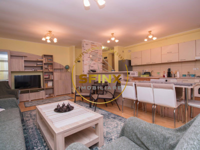 Apartament 3 camere, 2 bai, garaj cu vedere la munte si apa