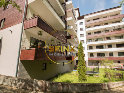 Apartament 3 camere, 2 bai, garaj cu vedere la munte si apa