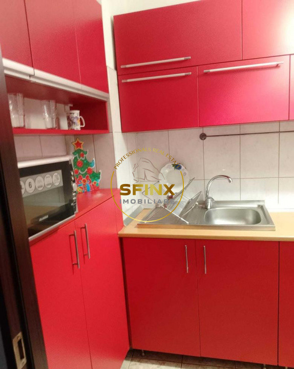 Garsoniera Titan Minis etajul 2 parc metrou termen lung