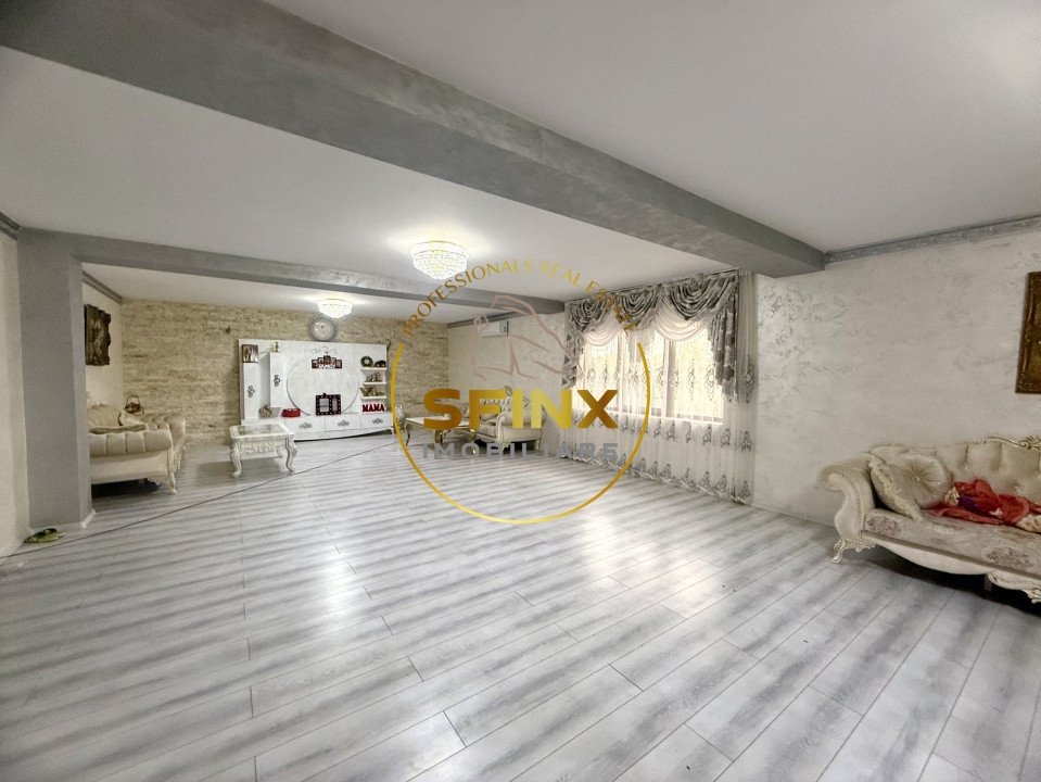 Casa "la roșu" Urziceni 18 camere