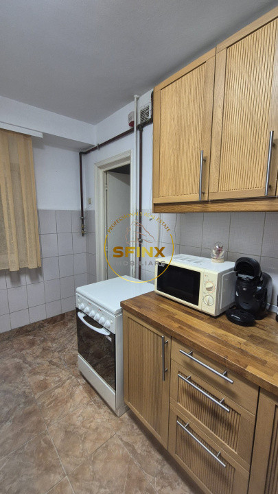 Garsoniera | Bd Decebal | etaj 5 | balcon | metrou piata muncii 3 minute 