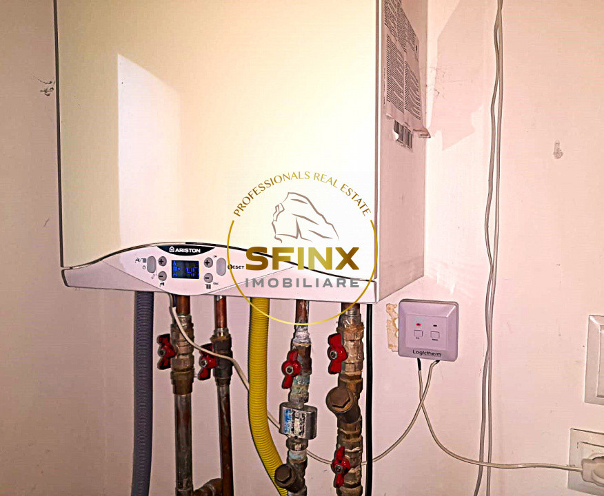 5 camere, 4 locuri parcare in garaj-vila cocheta Balotesti 